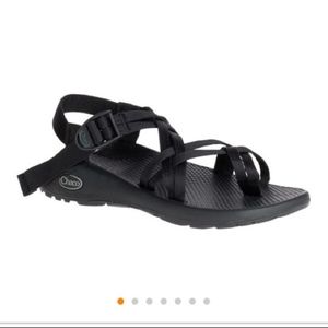 Black Chaco - double strap - two strap - toe loop